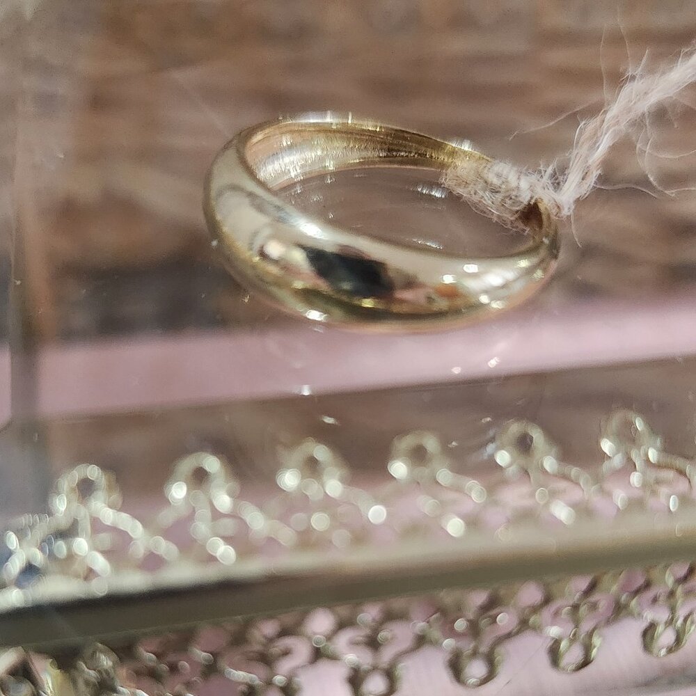 Gold ring size 8 dome style 5% gold Tarnish proof